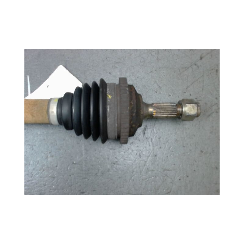 TRANSMISSION AVANT GAUCHE PEUGEOT 206 5P 1.4 i