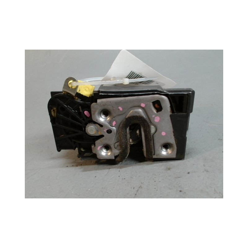 SYSTEME CONDAMNATION ARRIERE GAUCHE DACIA DUSTER