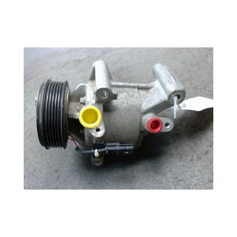 COMPRESSEUR AIR CONDITIONNE DACIA DUSTER
