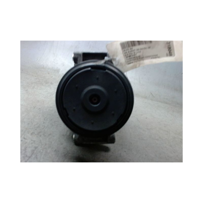 COMPRESSEUR AIR CONDITIONNE AUDI A4 AVANT 04-08