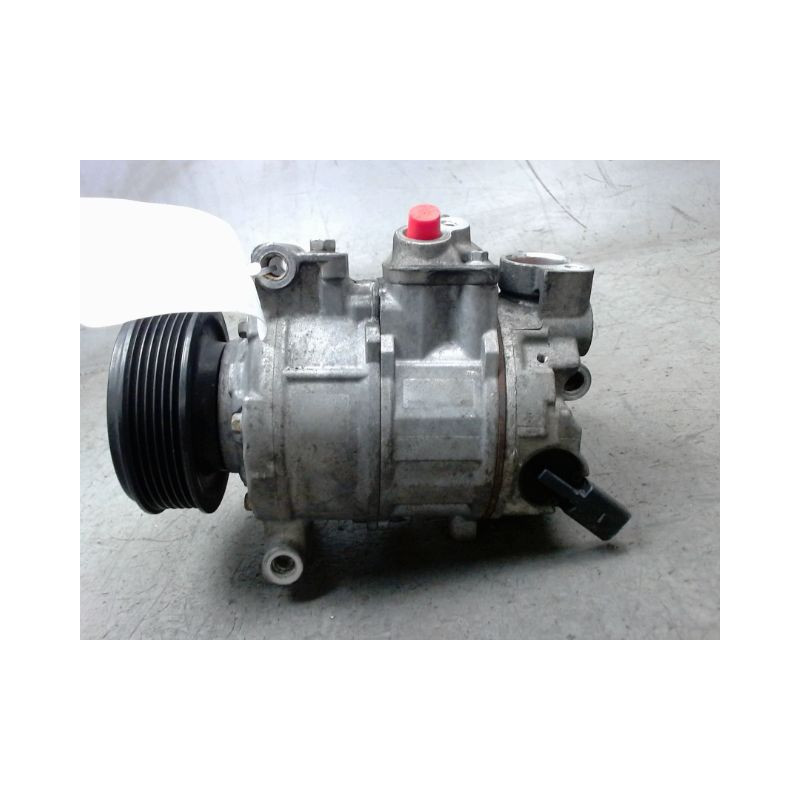 COMPRESSEUR AIR CONDITIONNE AUDI A4 AVANT 04-08