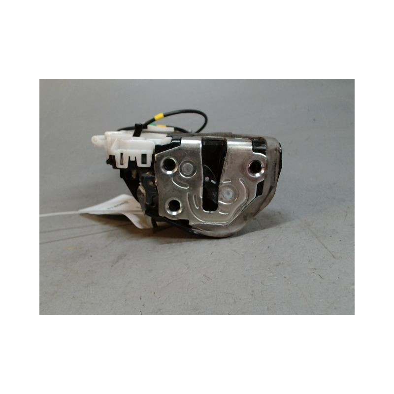 SYSTEME CONDAMNATION ARRIERE DROIT TOYOTA YARIS