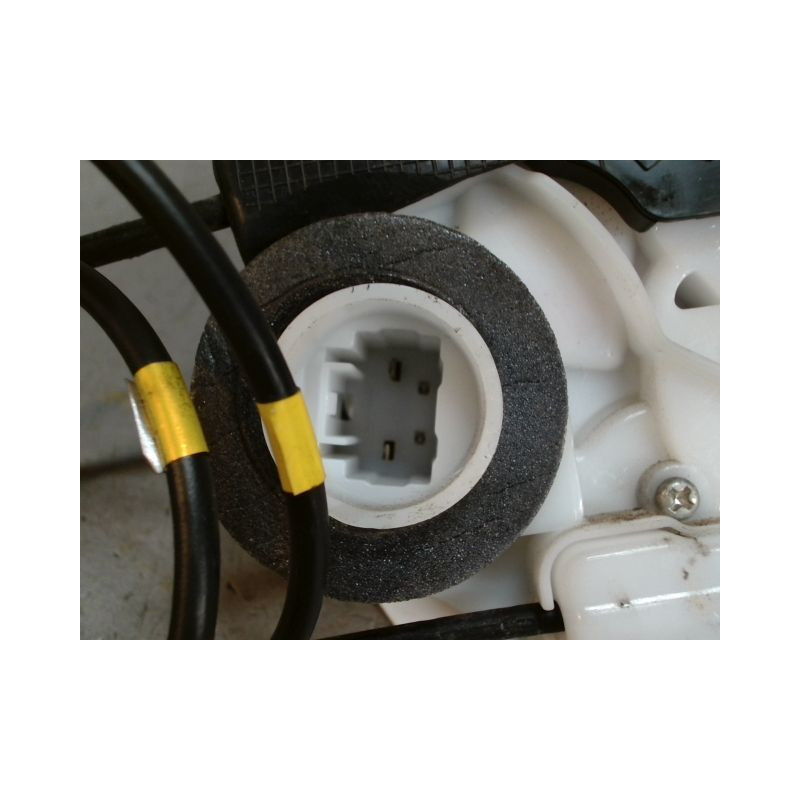 SYSTEME CONDAMNATION ARRIERE DROIT TOYOTA YARIS