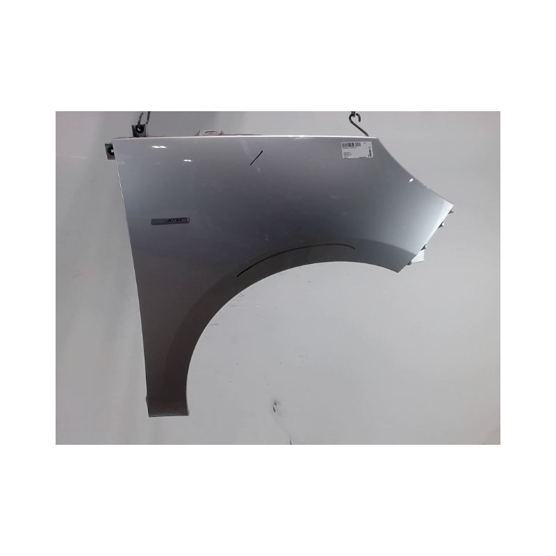 AILE AVANT DROIT RENAULT SCENIC