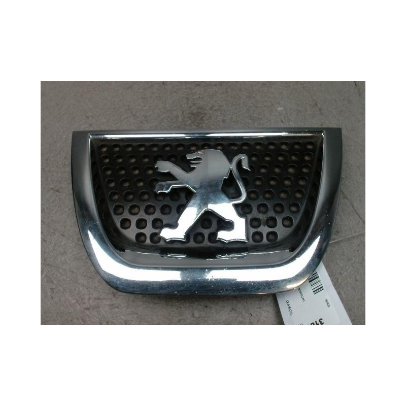 SIGLE CALANDRE PEUGEOT 3008 2009-