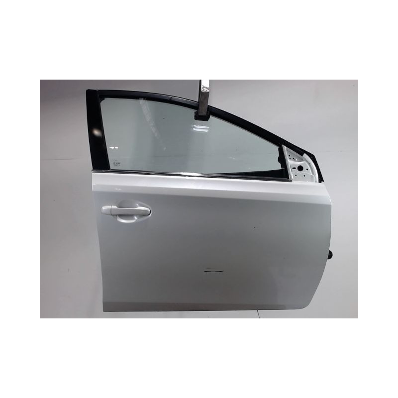 PORTE AVANT DROIT TOYOTA AURIS