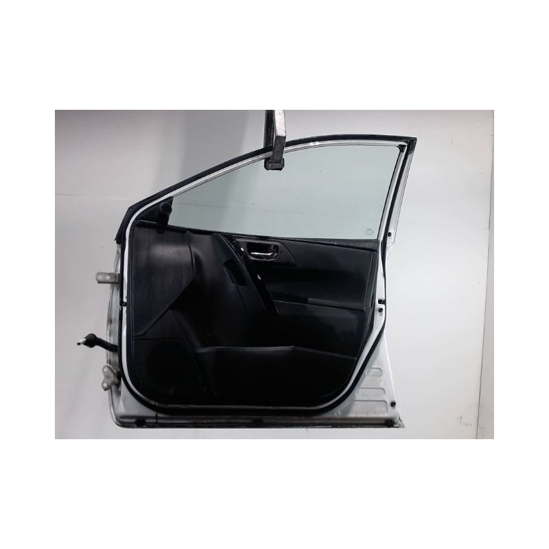PORTE AVANT DROIT TOYOTA AURIS