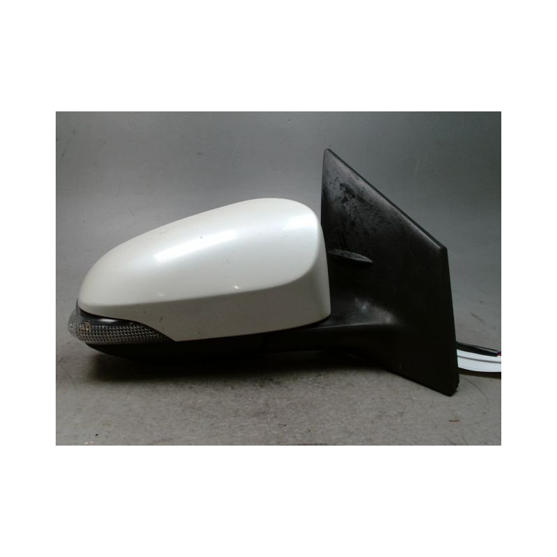 RETROVISEUR EXTERIEUR ELECTRIQUE DROIT TOYOTA AURIS