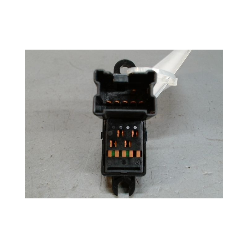 COMMANDE LEVE-GLACE PORTE ARG NISSAN NOTE