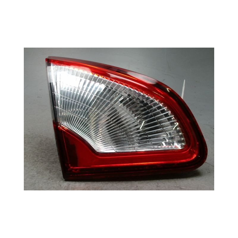 FEU ARRIERE INTERIEUR GAUCHE NISSAN QASHQAI