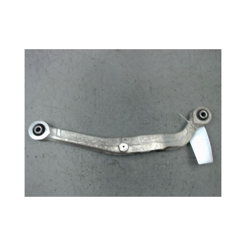 TRIANGLE SUPERIEUR ARRIERE DROIT NISSAN QASHQAI