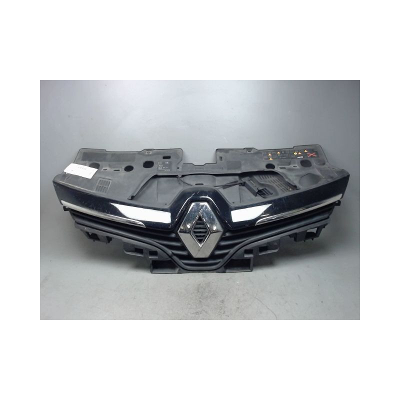 CALANDRE RENAULT CLIO