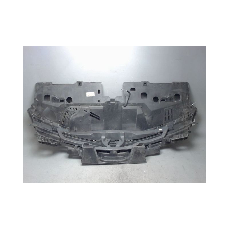 CALANDRE RENAULT CLIO