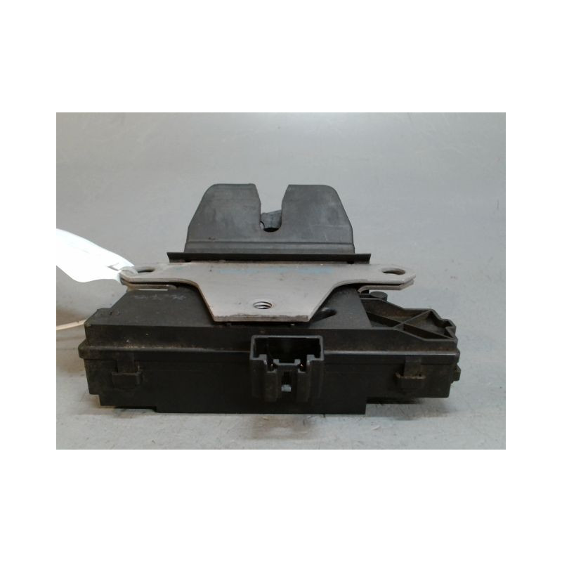 SERRURE HAYON  FORD FOCUS C-MAX 03-07