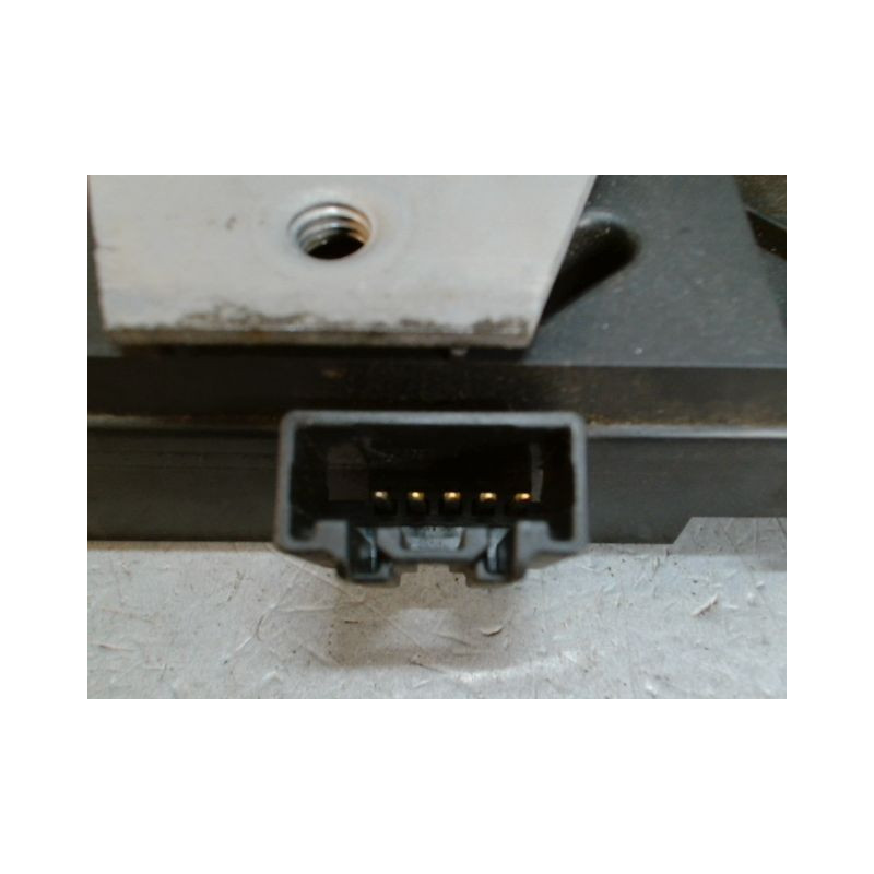 SERRURE HAYON  FORD FOCUS C-MAX 03-07