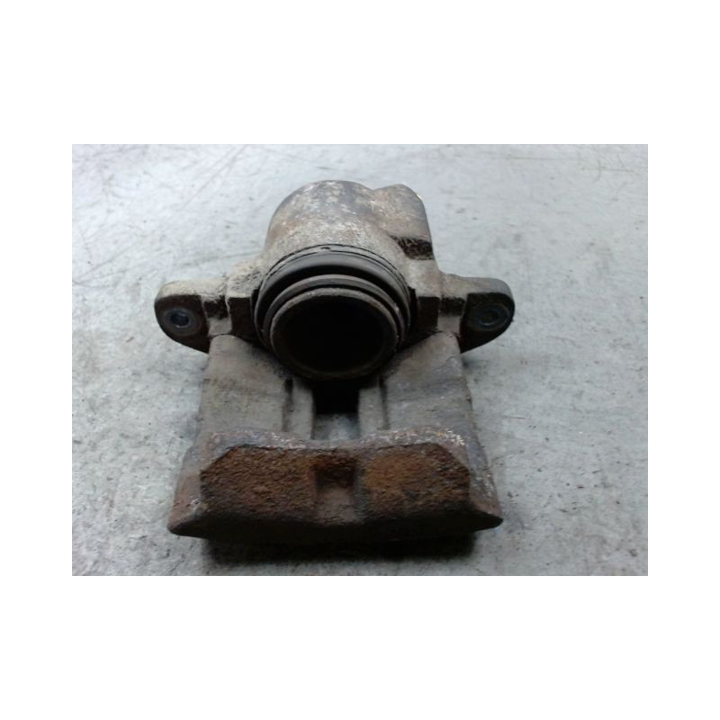 ETRIER DE FREIN AVANT DROIT RENAULT TWINGO PH.3 2000-2007