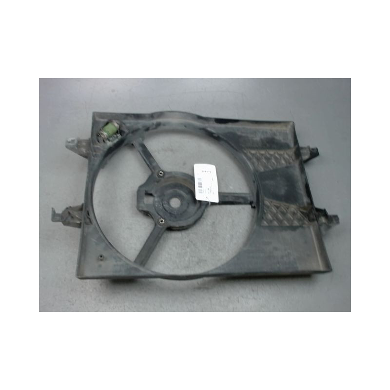 SUPPORT DE VENTILATEUR MAZDA MAZDA 2