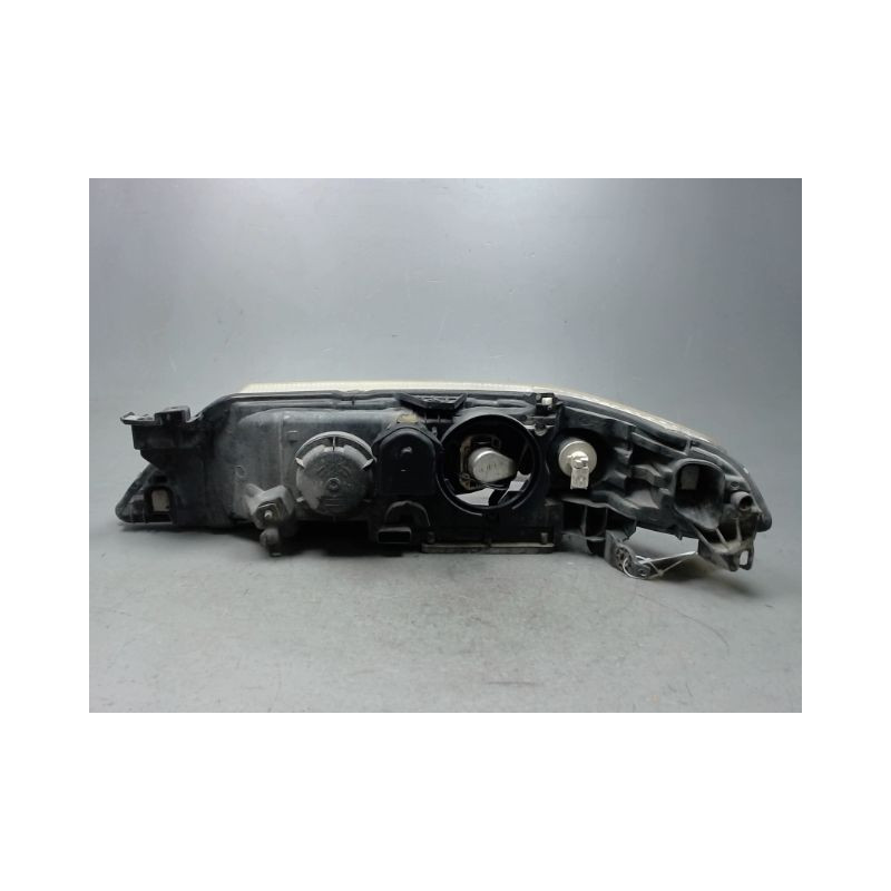 PHARE DROIT RENAULT LAGUNA II 00-2005