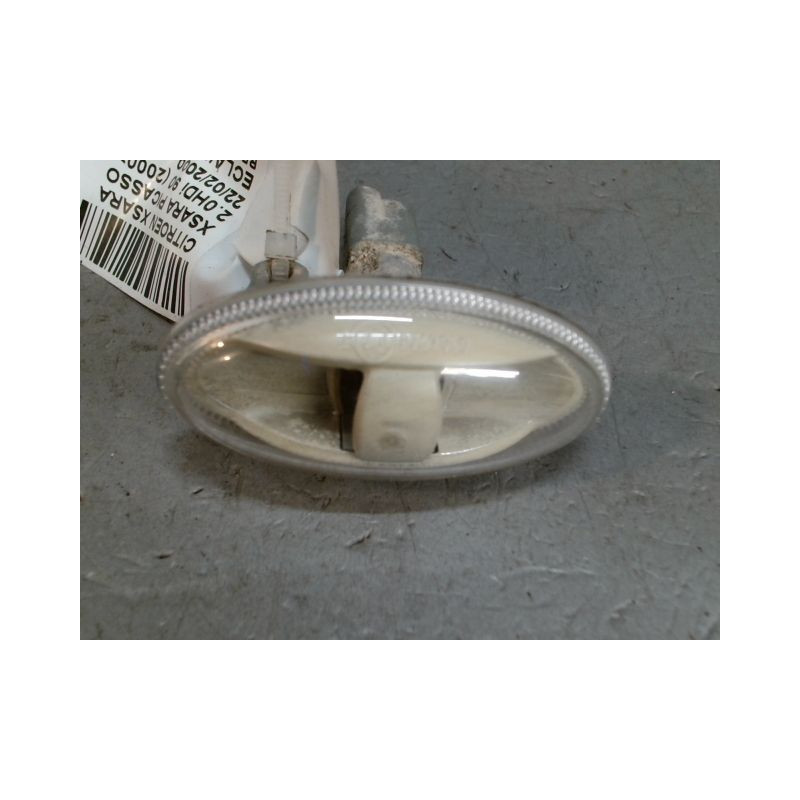 REPETITEUR AILE DROIT CITROEN XSARA PICASSO