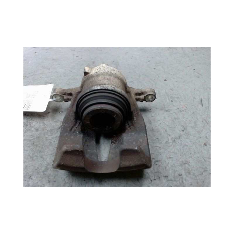 ETRIER DE FREIN AVANT DROIT OPEL CORSA 2000-8.2003