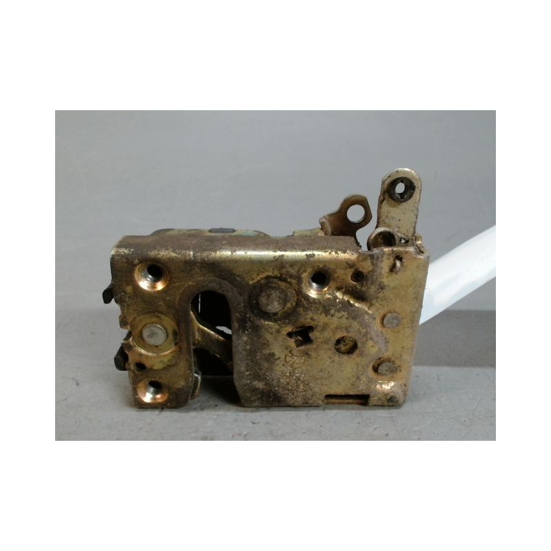 SYSTEME CONDAMNATION AVANT GAUCHE PEUGEOT 205 87-98