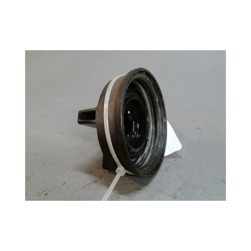 BOUCHON RESERVOIR A CARBURANT PEUGEOT 306 97-2001