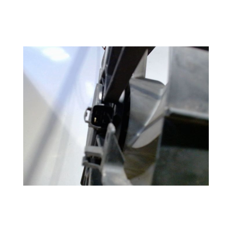 MOTEUR VENTILATEUR RADIATEUR SUZUKI SWIFT