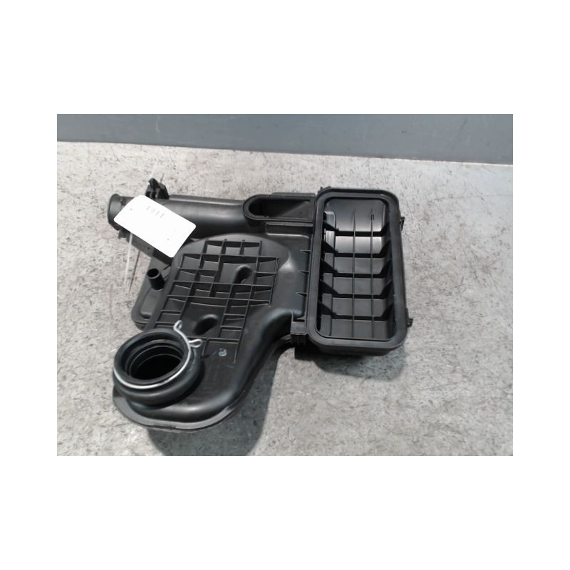 BOITIER FILTRE A AIR PEUGEOT 107 5P