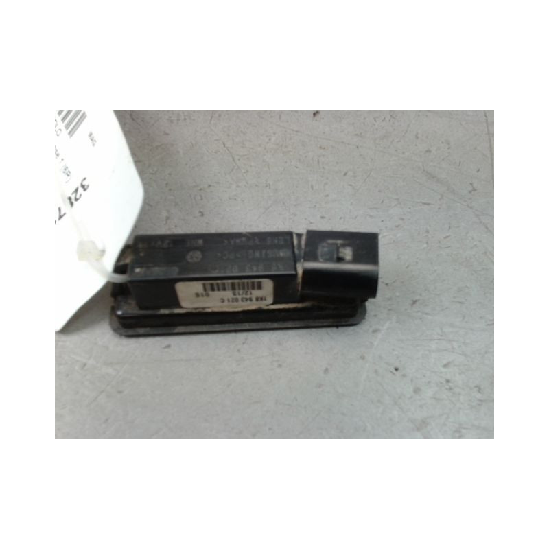 ECLAIREUR PLAQUE DE POLICE DROIT VOLKSWAGEN POLO V Phase 1 (6R) 2009-2014