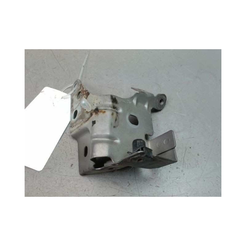 SUPPORT AILE AVD RENAULT CLIO ESTATE III Phase 2 2009-2012