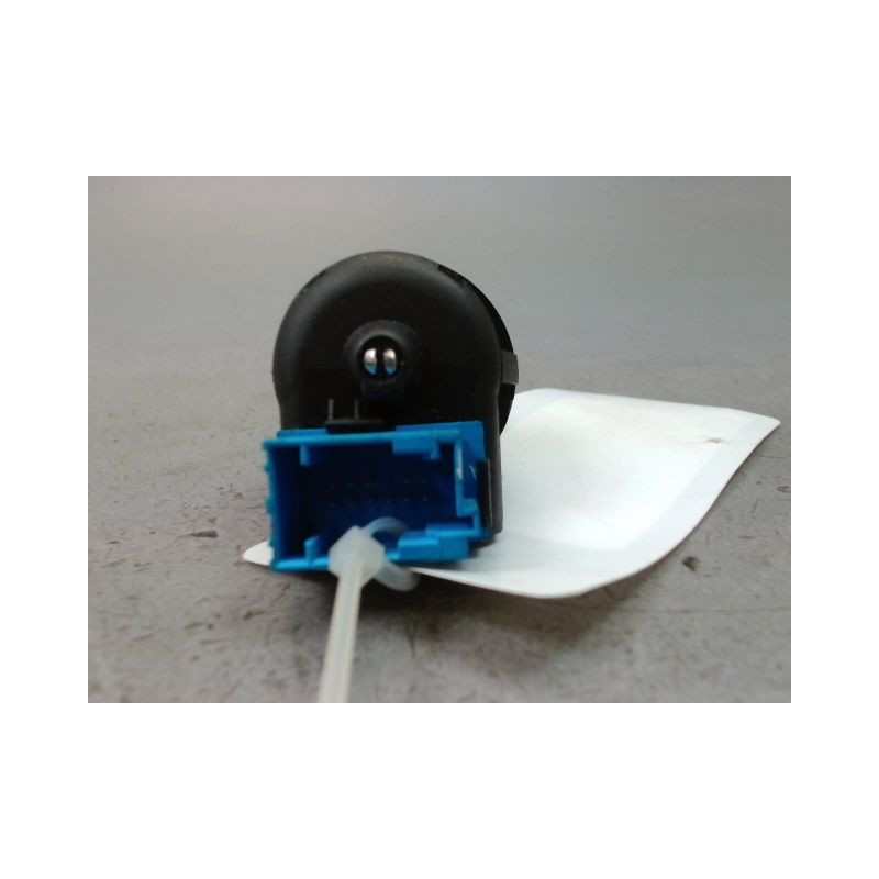 COMMANDE RETROVISSEUR EXTERIEUR ELECTRIQUE PEUGEOT PARTNER TEPEE II Phase 1 (B9) 2008-2012