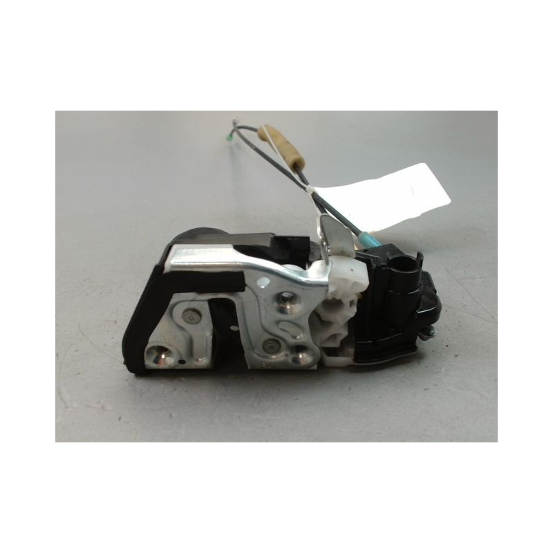 SYSTEME CONDAMNATION AVANT DROIT SUZUKI SWIFT