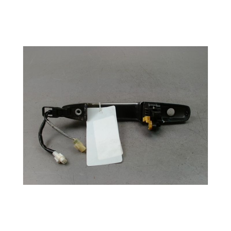 POIGNEE EXTERIEURE PORTE AVANT GAUCHE SUZUKI SWIFT