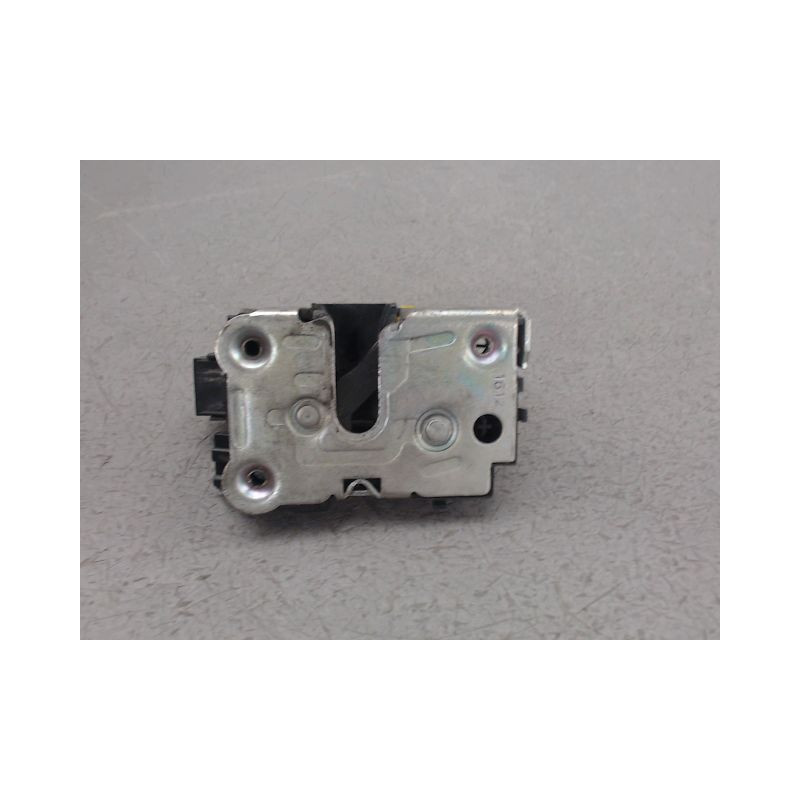 SYSTEME CONDAMNATION AVANT DROIT IVECO 35C13