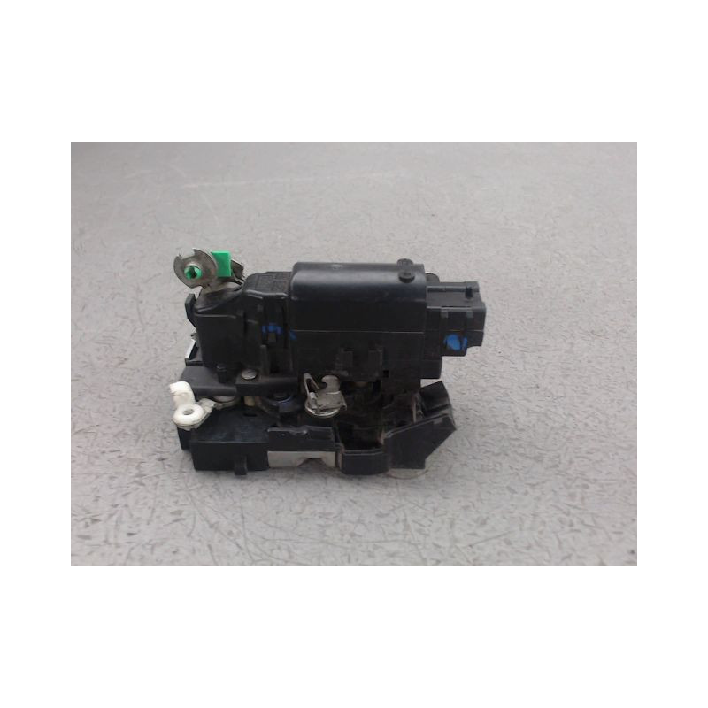 SYSTEME CONDAMNATION AVANT DROIT IVECO 35C13