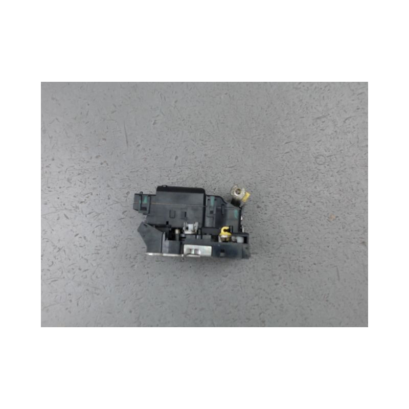 SYSTEME CONDAMNATION AVANT GAUCHE IVECO 35C13