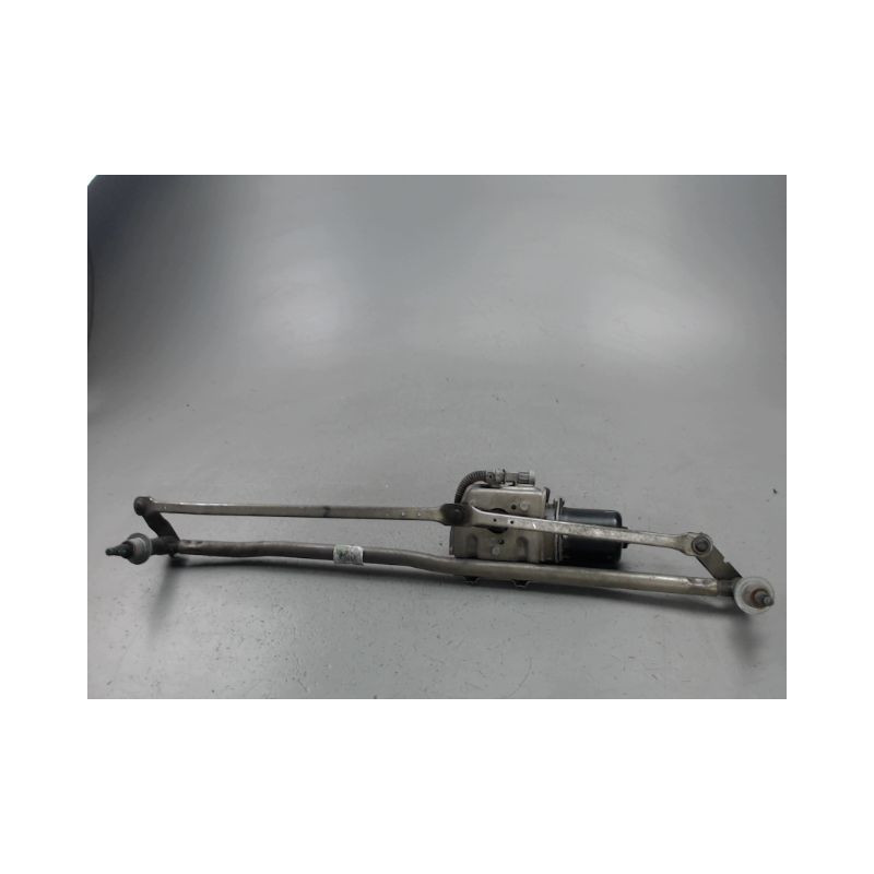 MECANISME ESSUIE-GLACE AVANT IVECO 35C13