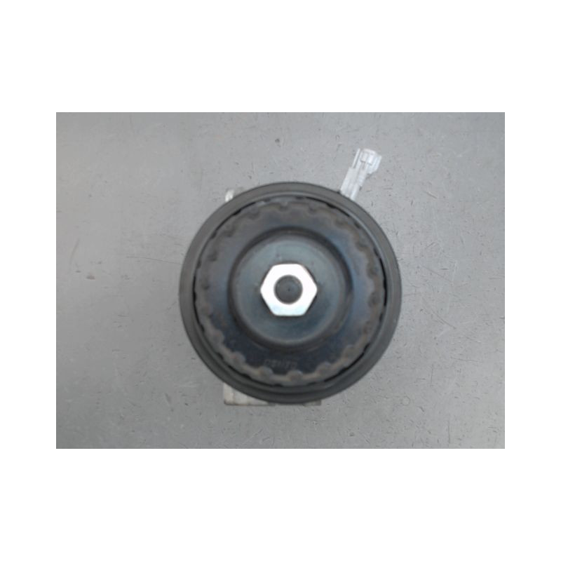 COMPRESSEUR AIR CONDITIONNE TOYOTA YARIS