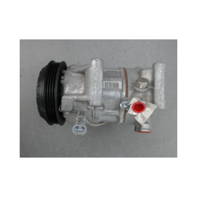 COMPRESSEUR AIR CONDITIONNE TOYOTA YARIS