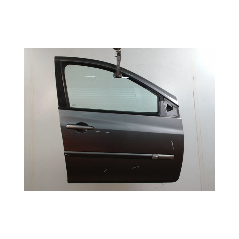 PORTE AVANT DROIT RENAULT CLIO