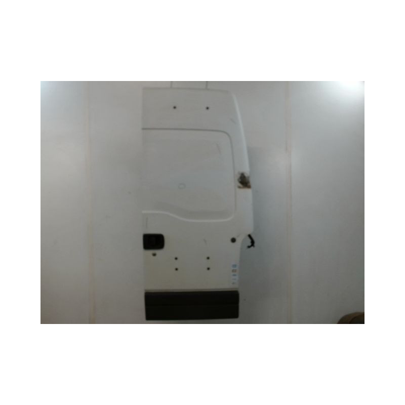 PORTE BATTANTE ARRIERE DROIT RENAULT MASTER