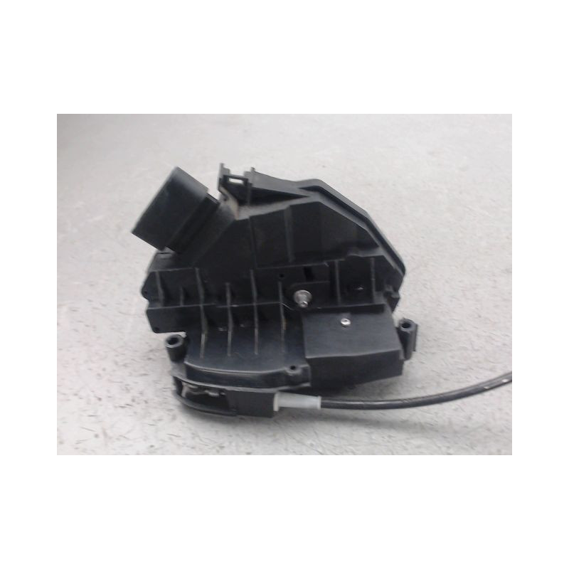 SYSTEME CONDAMNATION ARRIERE GAUCHE FORD FIESTA