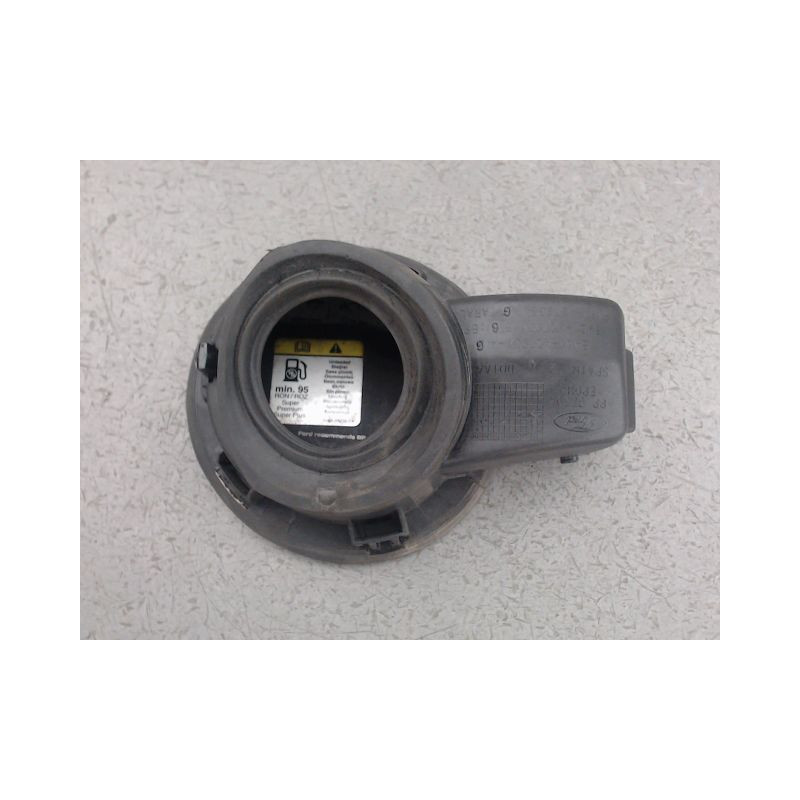 VOLET DE TRAPPE CARBURANT FORD FIESTA