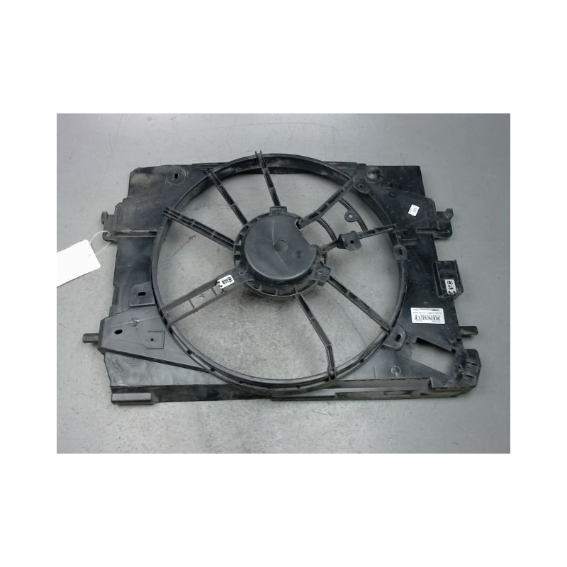 SUPPORT DE VENTILATEUR RENAULT CLIO