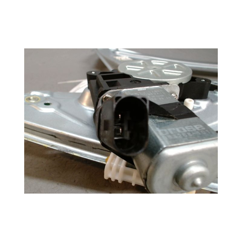 MECANISME+MOTEUR LEVE-GLACE AVANT DROIT SMART FORTWO COUPE 2007-