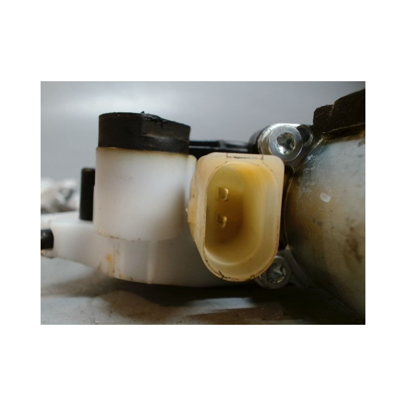 MECANISME+MOTEUR LEVE-GLACE AVANT GAUCHE VOLKSWAGEN FOX