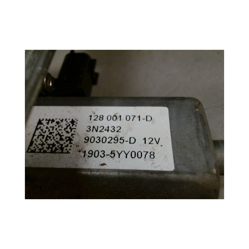 MECANISME+MOTEUR LEVE-GLACE AVANT DROIT DACIA LODGY