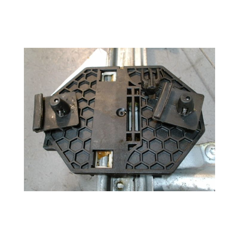 MECANISME+MOTEUR LEVE-GLACE AVANT GAUCHE DACIA SANDERO