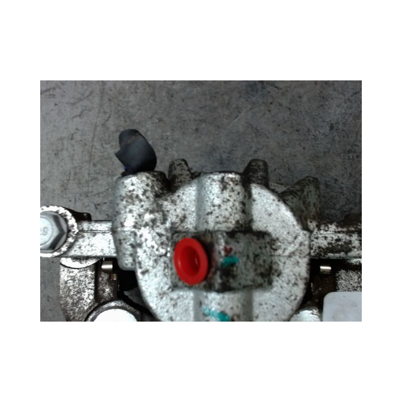 ETRIER DE FREIN AVANT GAUCHE DACIA SPRING