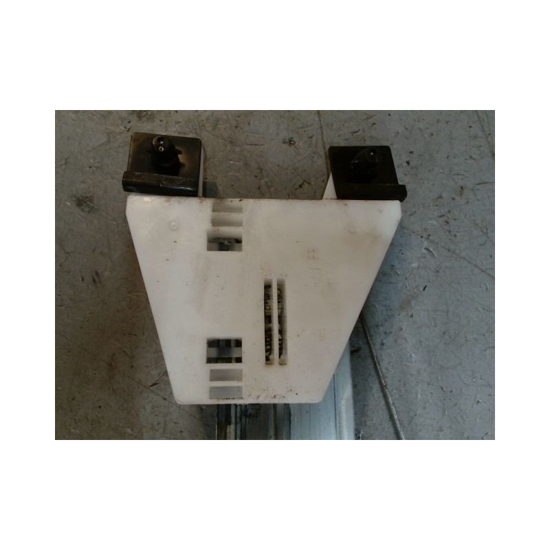 MECANISME+MOTEUR LEVE-GLACE AVANT DROIT DACIA SPRING